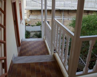 Medieval Rose Hotel - Rhodes - Stairs