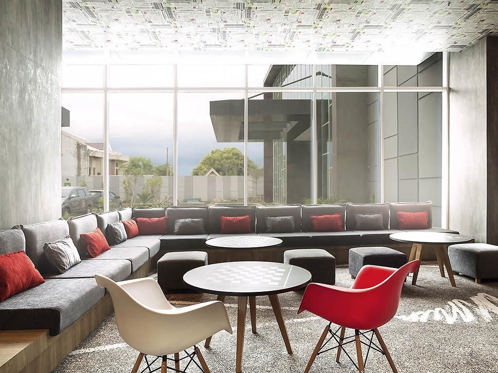 Ibis Makassar Losari - מקאסר - טרקלין