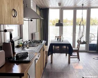 Hausboot Insel Valentinswerder Berlin - Berlín - Cocina