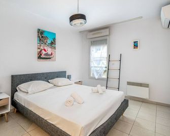 Appartement Libériade - Welkeys - كان - غرفة نوم