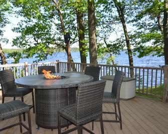 A Perfect Vacation Awaits! - Moose Lake - Patio