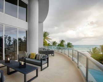 DoubleTree Resort & Spa by Hilton Hotel Ocean Point - North Miami Beach - North Miami Beach - Balkong
