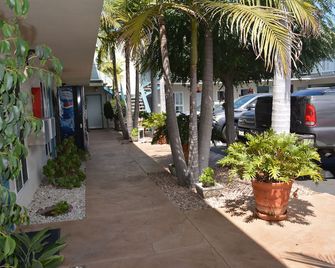 Seaside Motel - Redondo Beach - Vista esterna