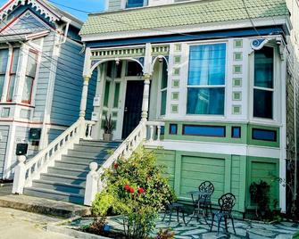Victorian 1 Mile To Jack London Square, 1 Bart Stop To Sf - אוקלנד - בניין