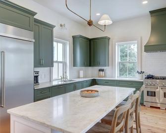 200 South Street Inn - Charlottesville - Küche