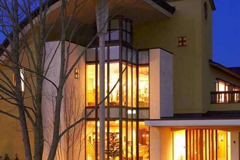 Hotel Folkloro Hanamakitowa - Hanamaki - Gebäude