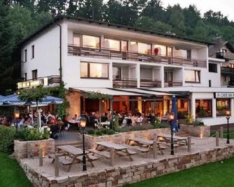 Hotel Am Rosenberg - Bad Driburg - Building