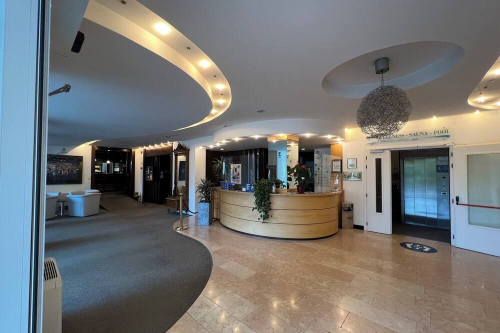 Hotel Piccolo Mondo - Nago–Torbole - לובי