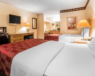Econo Lodge Inn & Suites Kalispell - Glacier National Park Gateway - Kalispell - Habitación
