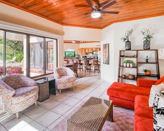 Casa de Somer - Esterillos - Sala de estar