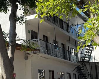 Hotel Del Bosque - טיחואנה - בניין