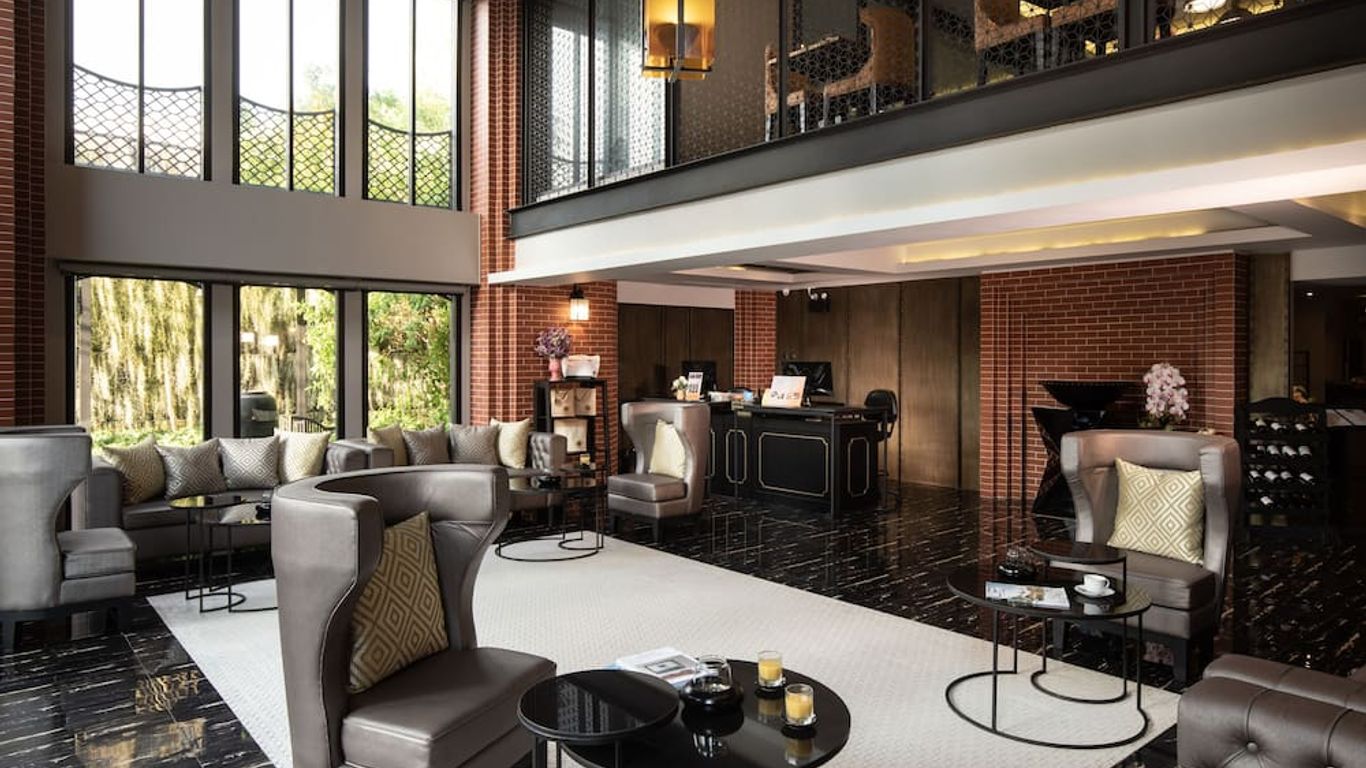 โรงแรมเดอชาย เดอะเด็คโค