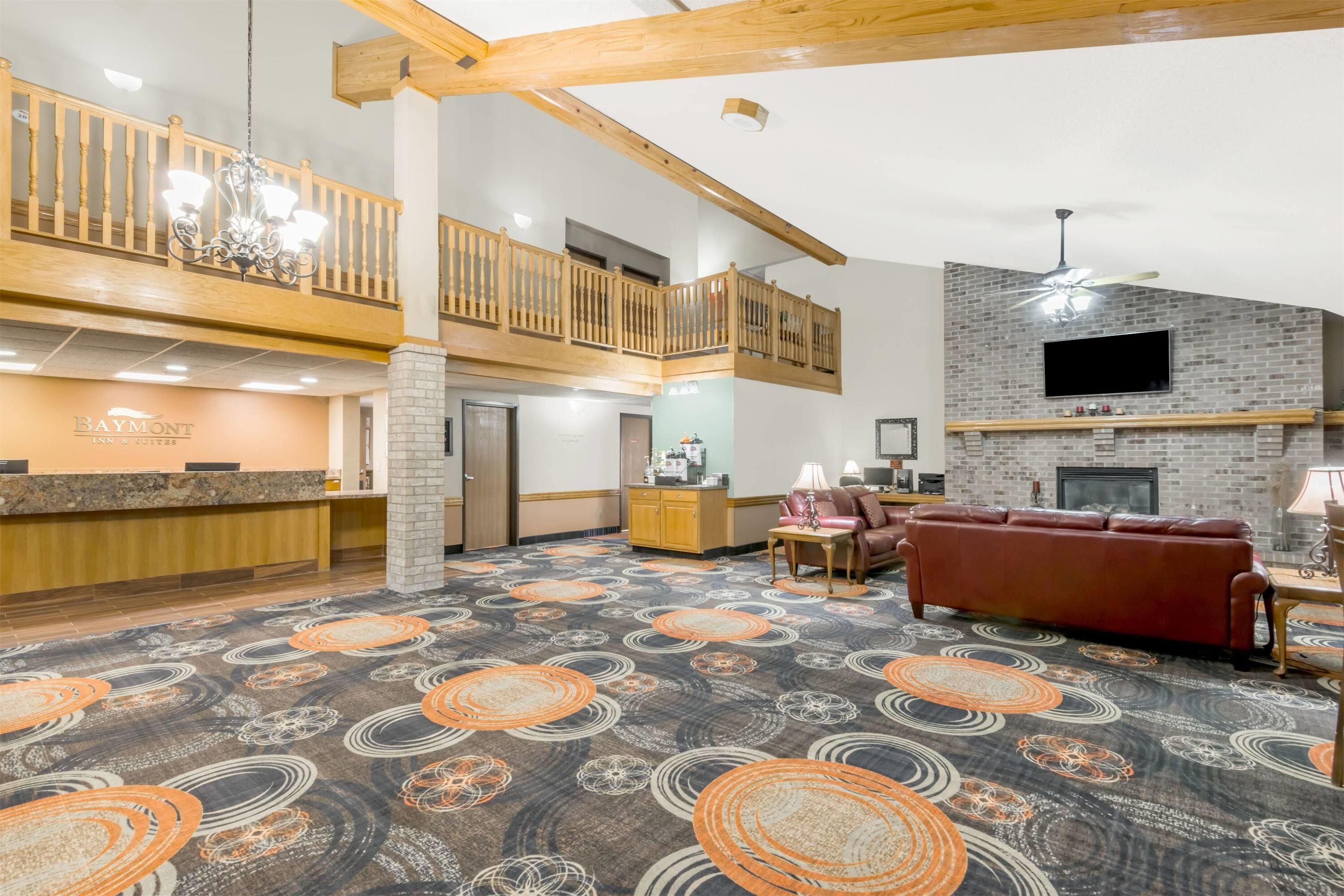 Baymont by Wyndham Marshalltown - Marshalltown - Lobby