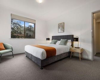 Oxley Court Serviced Apartments - Kingston - Bedroom