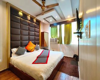 Goroomgo Rajput Charbagh Lucknow - Lucknow - Bedroom