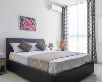 Cozy Apartment Close to the SEA 4 - Saint Paul’s Bay - Bedroom