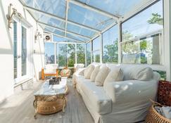 Interior Designer's Abode - Minutes To Manhattan - Weehawken - Pokój dzienny