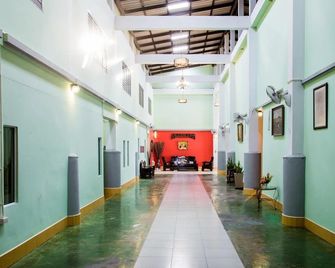 I Na Seaview - Ban Phe - Hallway