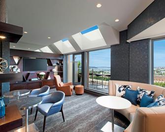 Sheraton Grand Sydney Hyde Park - Sydney - Living room