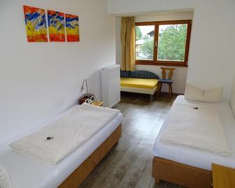 Pension Noella - St. Johann in Tirol - Habitación
