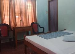 Sparrowville Homestays - Thiruvananthapuram - Bedroom