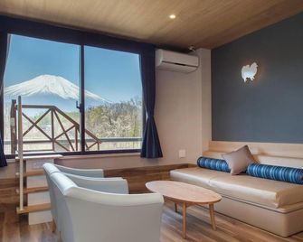 Wan Wan Paradise Premier Yamanakako - Yamanakako - Salon