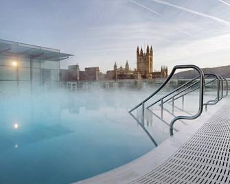 ذا رويال هوتل - باث - حوض السباحة