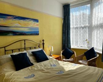 B&B Near the Sea - Paignton - Bedroom