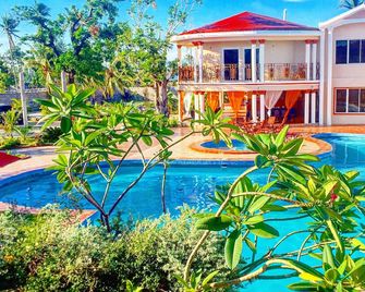 Villa Mimosa - Les Cayes - בריכה