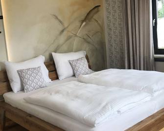Holiday home with sauna and garden lounge - Lauingen - Bedroom
