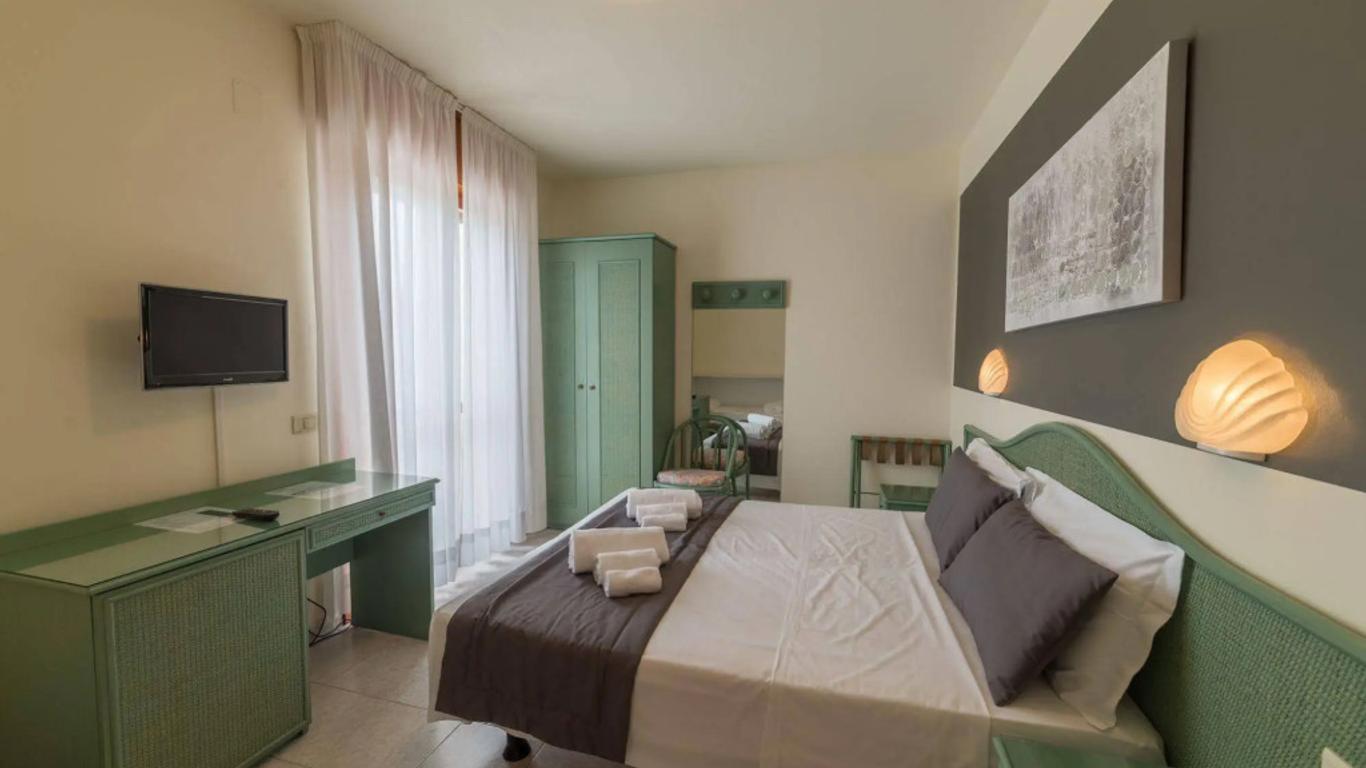 Hotel Airone