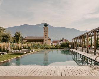 Hotel Schwarzschmied - Lana - Pool