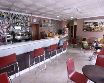 Hotel Andalucia - רונדה - בר