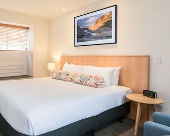 Heartland Hotel Glacier Country - Fox Glacier - Bedroom