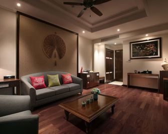 Ninh Binh Hidden Charm Hotel & Resort - נין בין - סלון