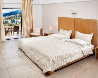 Kythereia Hotel - Agia Pelagia - Bedroom