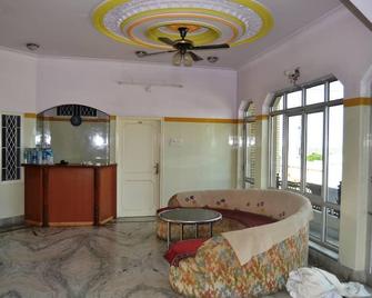 Raghav Hotel - Bhīlwāra - Lobby