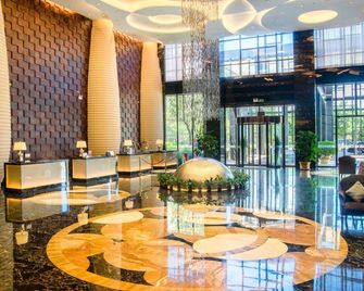 Ramada Plaza by Wyndham Huizhou East - Huizhou - Lobby