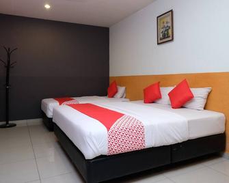 Hotel De' Tees, Masai Utama - Masai - Camera da letto