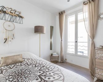 Cute Affordable 1-Br Minutes from Cannes - Cannes - Slaapkamer