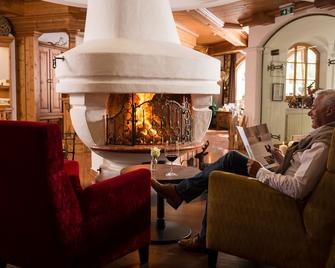 Hotel Der Löwe Lebe Frei - Leogang - Lobby