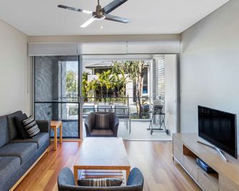 Racv Noosa Resort - Noosa Heads - Living room