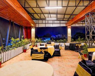 Super Townhouse Prince Chowk Near Railway Station - Dehradun - Restaurant