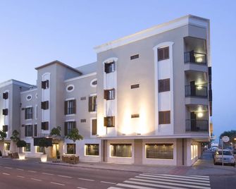 Hotel Mr Costa Blanca - Denia - Gebäude