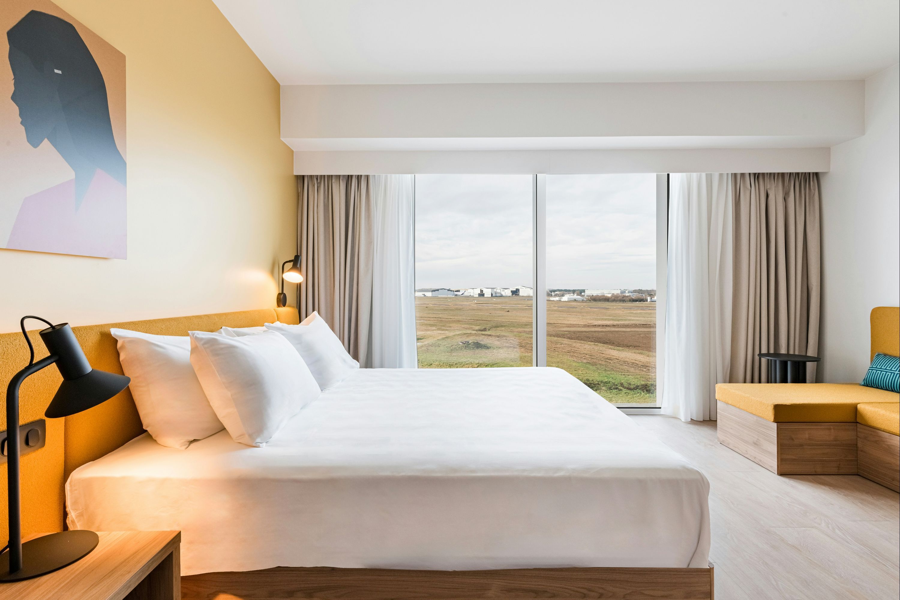 Hampton by Hilton Bordeaux Merignac Airport - Merignac - Спальня