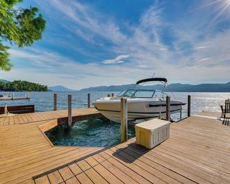 Waterfront Lake George Lodge with Boat Dock and Lift! - Putnam Station - Piscina