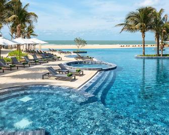 Melia Ho Tram Beach Resort - Xuyen Moc - Pool