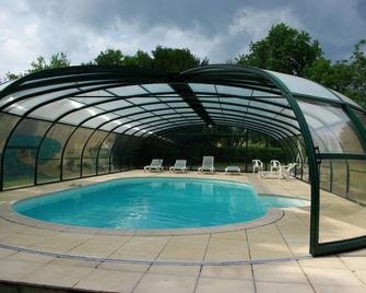 mansion - 10 rooms - 15/16 persons - Lanouaille - Piscina