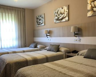 هوتل باييا - غيخون - غرفة نوم