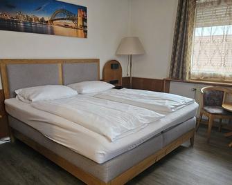 Landhotel Margaretenhof - Erzhausen - Спальня